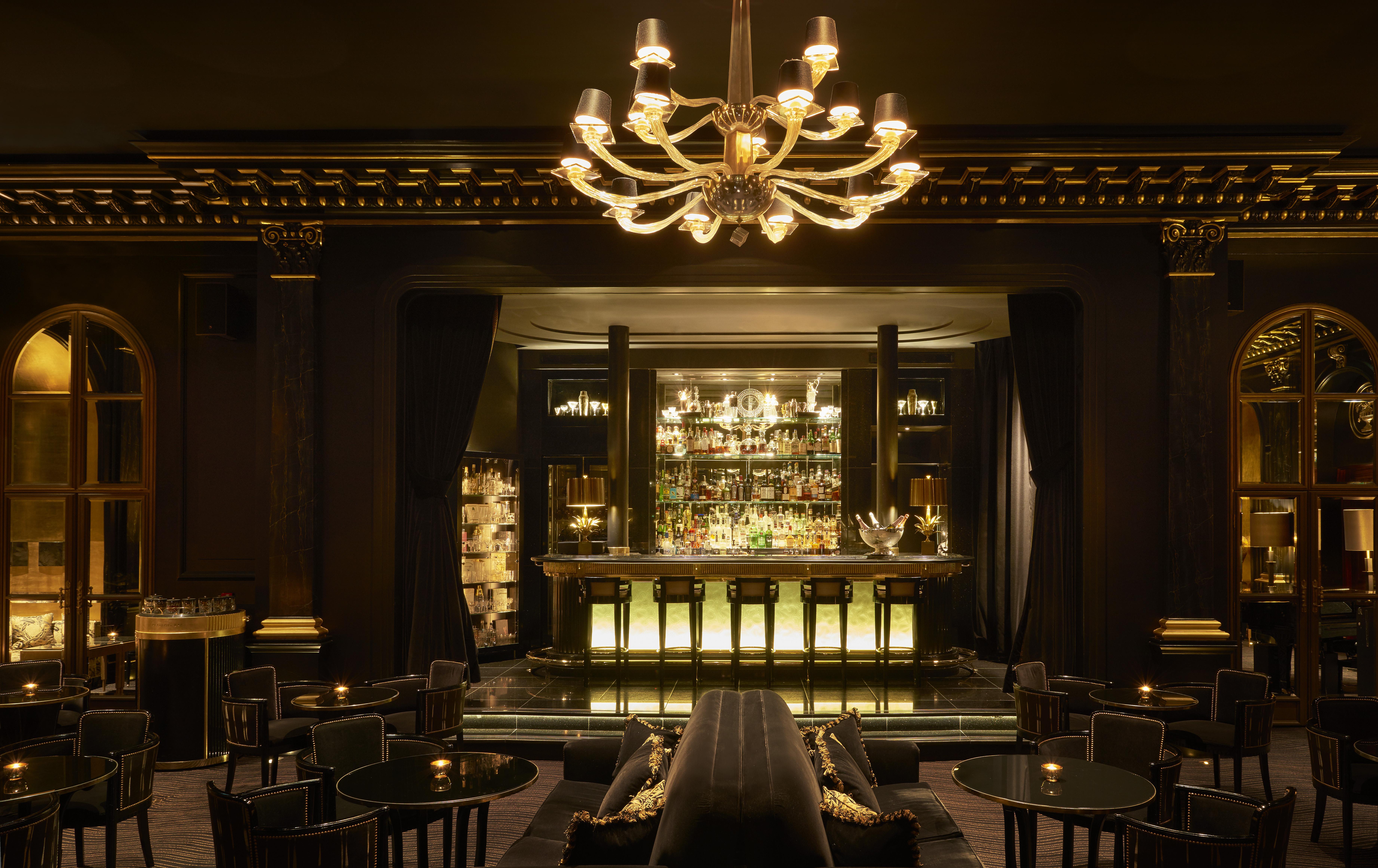 Hotel The Savoy Londra Esterno foto The bar at the St Regis Singapore