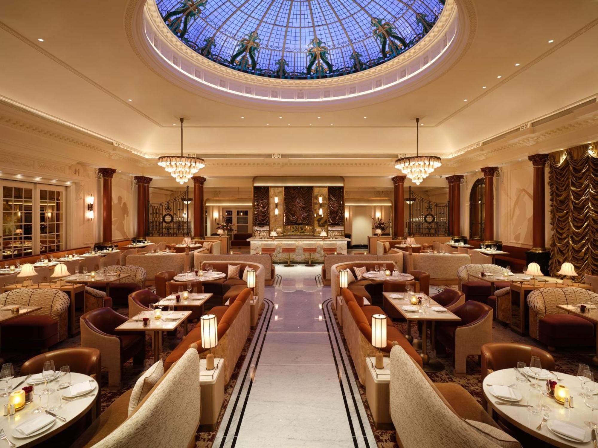 Hotel The Savoy Londra Esterno foto The interior of the restaurant